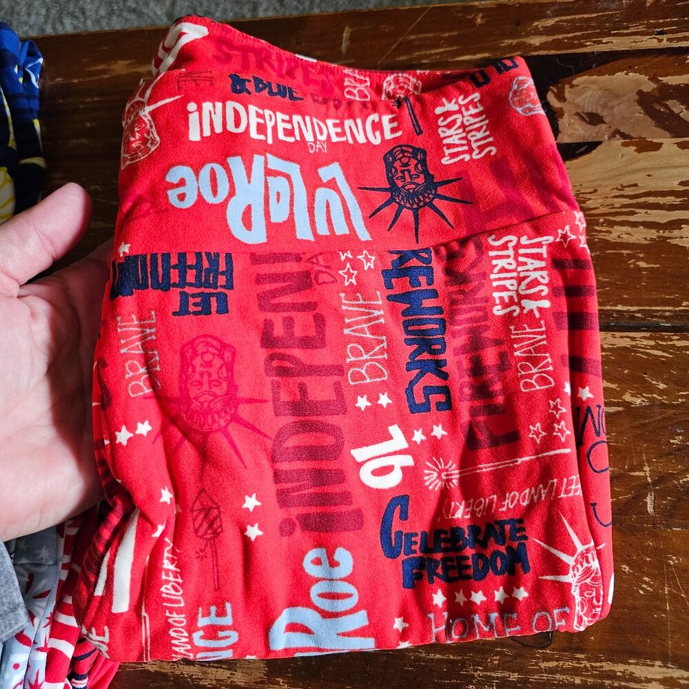 Tall & Curvy 4th of July Leggings